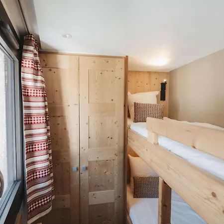 Superbe Duplex Rénové 3 Ch, Balcon, Proche Pistes, - Fr-1-545-2 Appartement