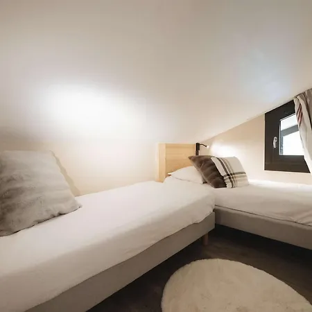 Superbe Duplex Rénové 3 Ch, Balcon, Proche Pistes, - Fr-1-545-2 Appartement *